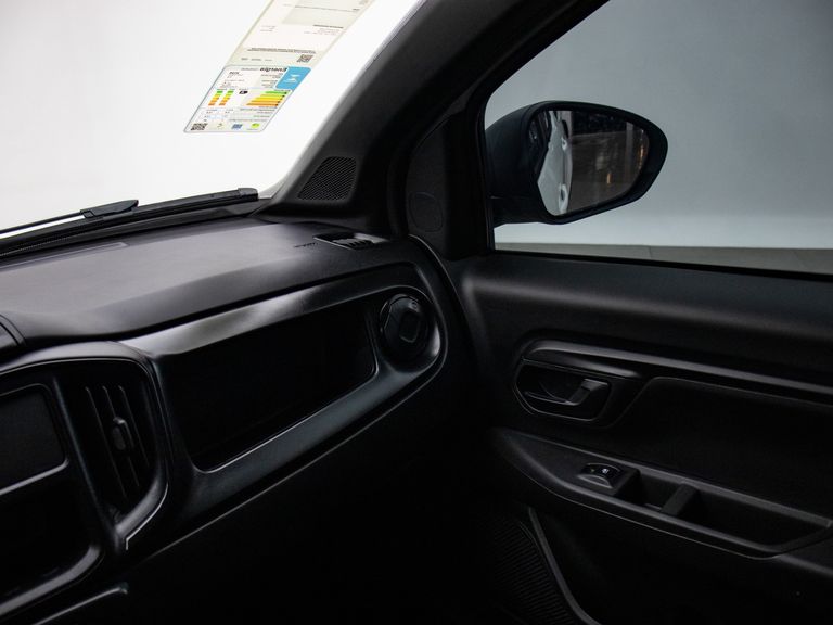 Fiat Strada Volcano 1.3 Flex 8V CD