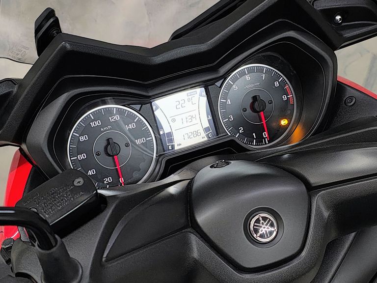 YAMAHA XMAX 250 ABS