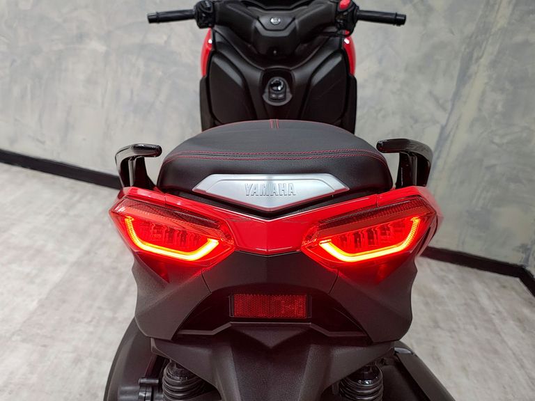 YAMAHA XMAX 250 ABS