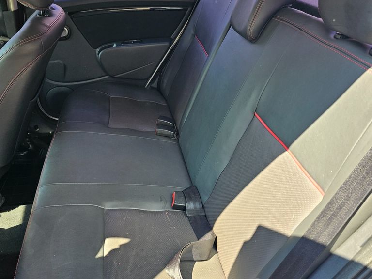 Renault SANDERO STEPWAY Hi-Flex 1.6 16V 5p Aut.