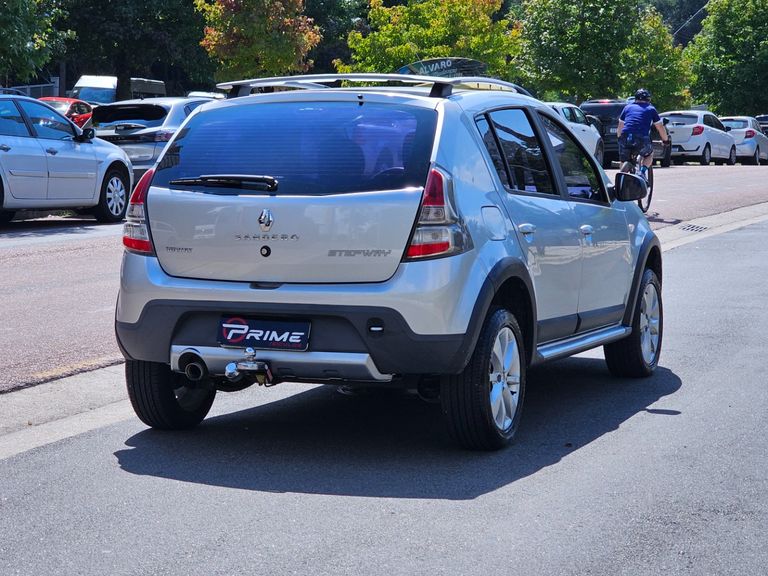 Renault SANDERO STEPWAY Hi-Flex 1.6 16V 5p Aut.