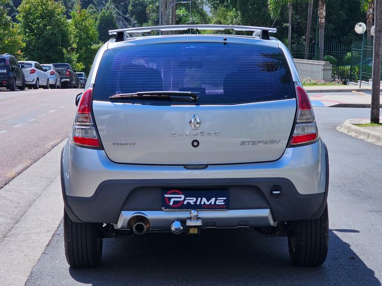 Renault SANDERO STEPWAY Hi-Flex 1.6 16V 5p Aut.