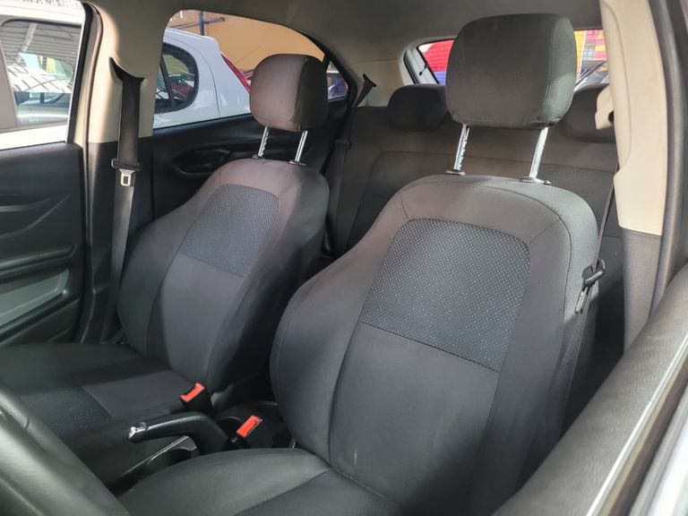 Chevrolet ONIX HATCH Joy 1.0 8V Flex 5p Mec.