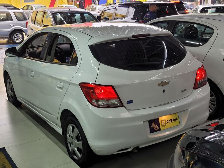 Chevrolet ONIX HATCH Joy 1.0 8V Flex 5p Mec.