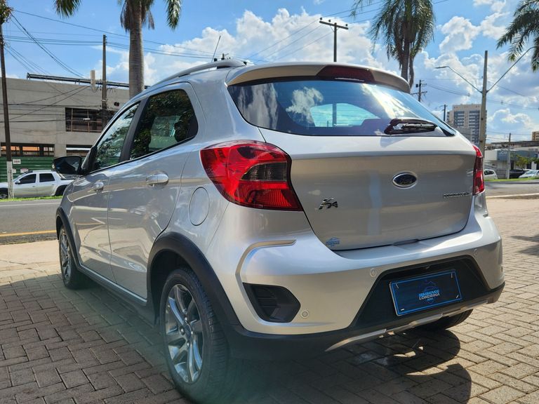 Ford Ka 1.5 FreeStyle 12V Flex 5p Aut.