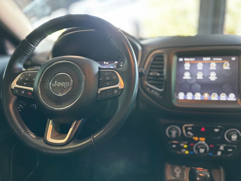 Jeep COMPASS LONGITUDE 2.0 4x2 Flex 16V Aut.