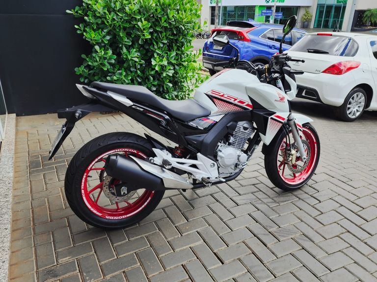 HONDA CB 250 TWISTER/FLEXONE