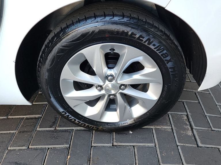 Chevrolet ONIX HATCH LTZ 1.0 12V TB Flex 5p Mec.