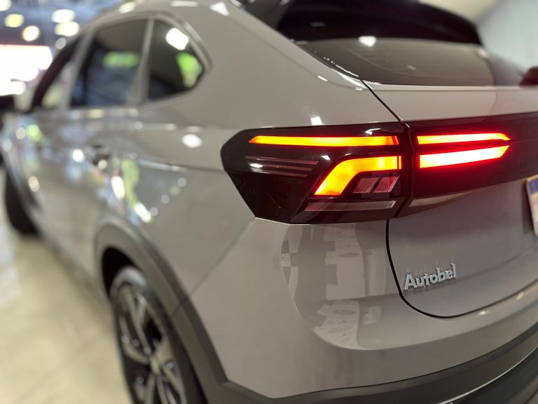 VolksWagen Nivus Highline 1.0 200 TSI Flex Aut.