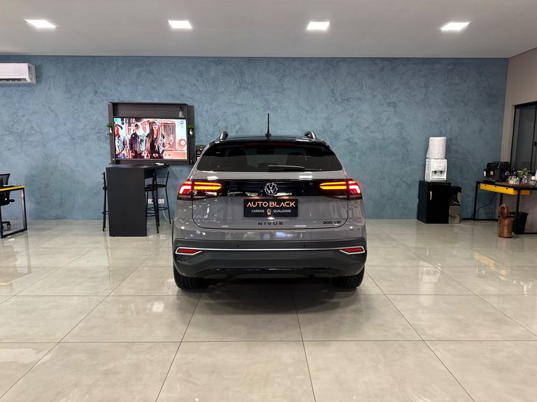 VolksWagen Nivus Highline 1.0 200 TSI Flex Aut.