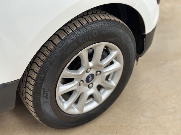 Ford EcoSport SE 1.5 12V Flex 5p Mec.