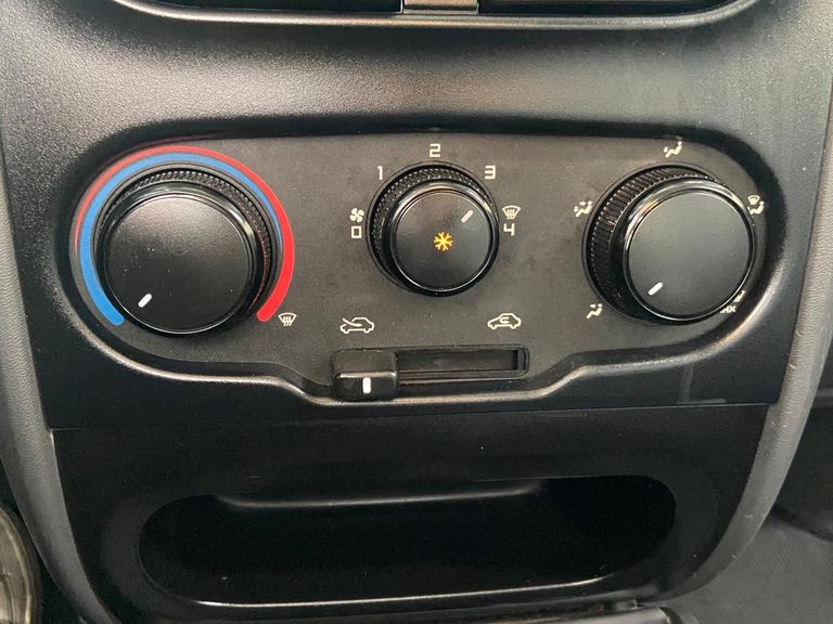 Fiat Strada Working 1.4 mpi Fire Flex 8V CD