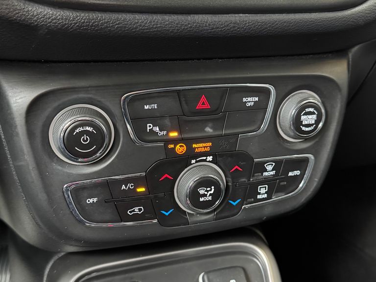 Jeep COMPASS LONGITUDE 2.0 4x2 Flex 16V Aut.