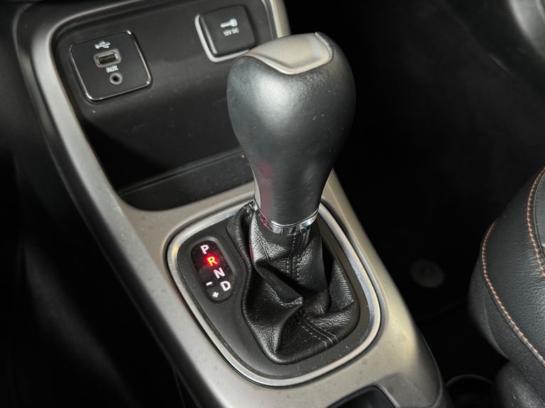 Jeep COMPASS LONGITUDE 2.0 4x2 Flex 16V Aut.