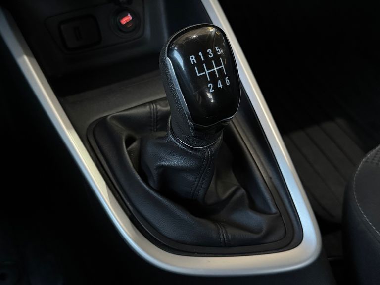 Chevrolet ONIX SEDAN Plus LT 1.0 12V TB Flex Mec.