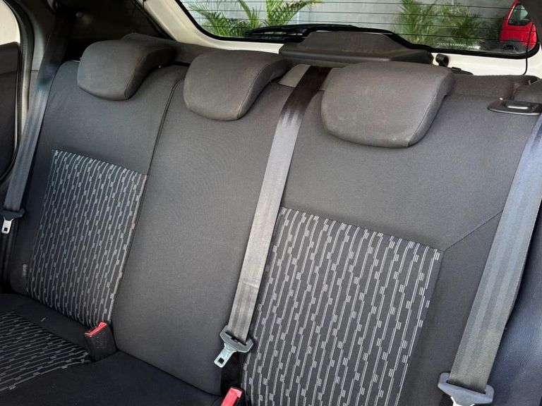 Ford Ka 1.0 SE/SE Plus TiVCT Flex 5p