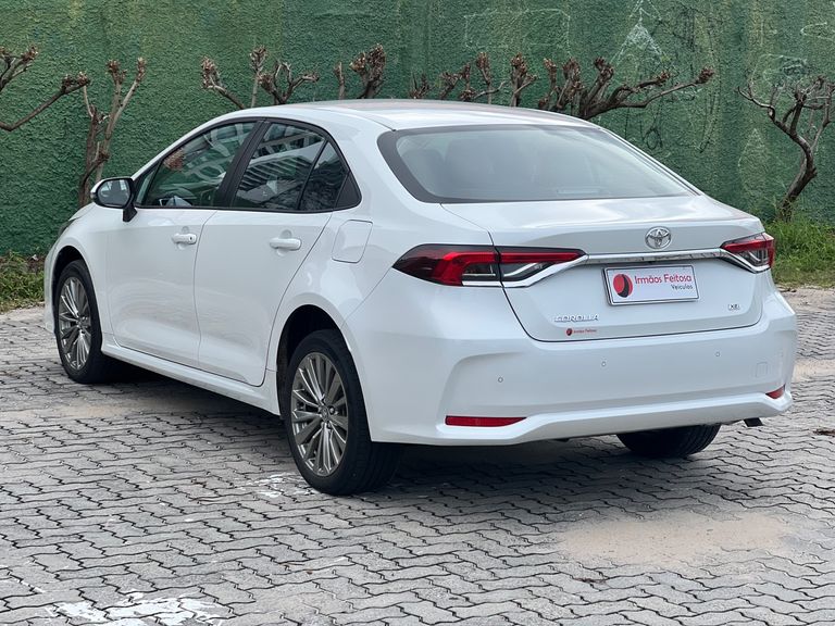 Toyota Corolla XEi 2.0 Flex 16V Aut.