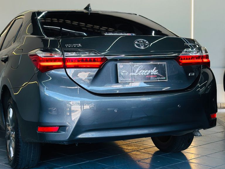 Toyota Corolla XEi 2.0 Flex 16V Aut.