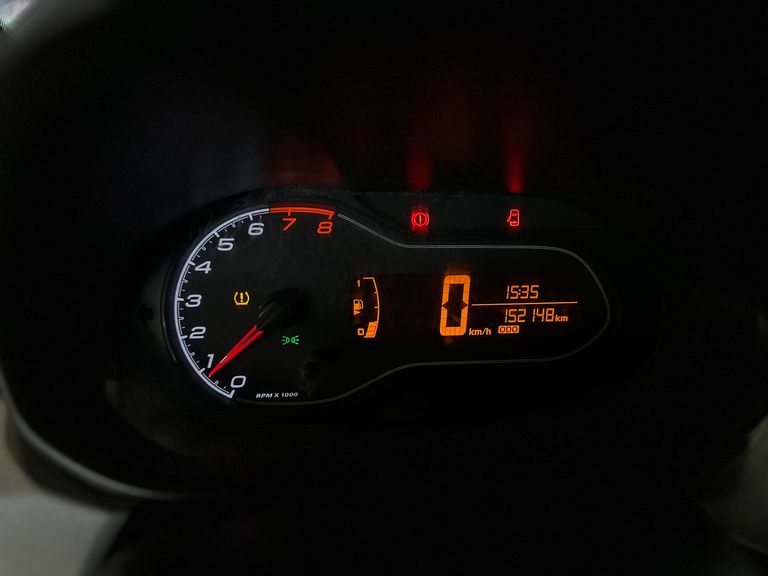 Chevrolet ONIX HATCH Joy 1.0 8V Flex 5p Mec.