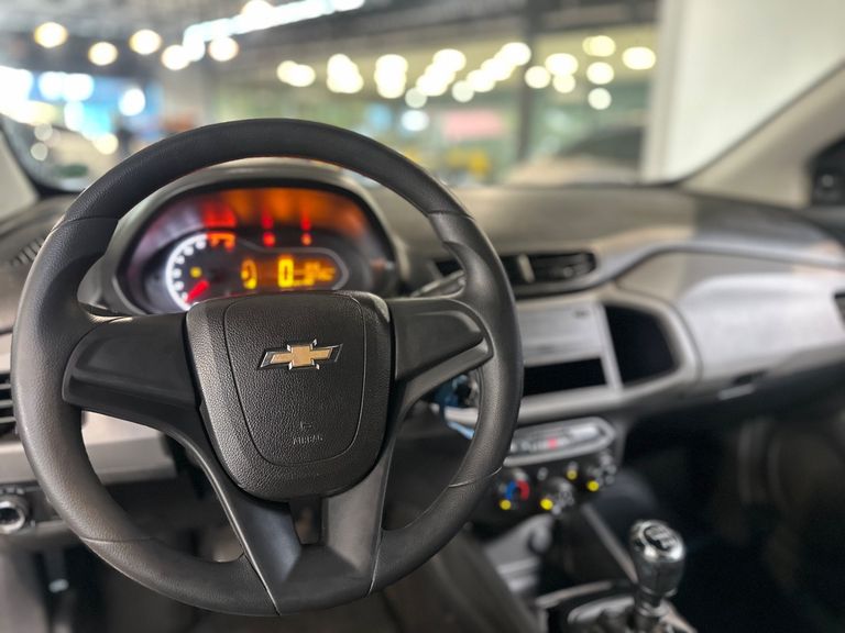 Chevrolet ONIX HATCH Joy 1.0 8V Flex 5p Mec.