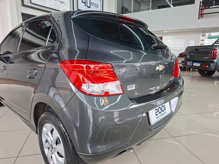 Chevrolet ONIX HATCH LT 1.0 8V FlexPower 5p Mec.