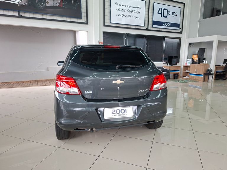 Chevrolet ONIX HATCH LT 1.0 8V FlexPower 5p Mec.