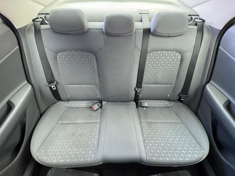 Hyundai HB20S Comfort Plus 1.0 Flex 12V Mec.