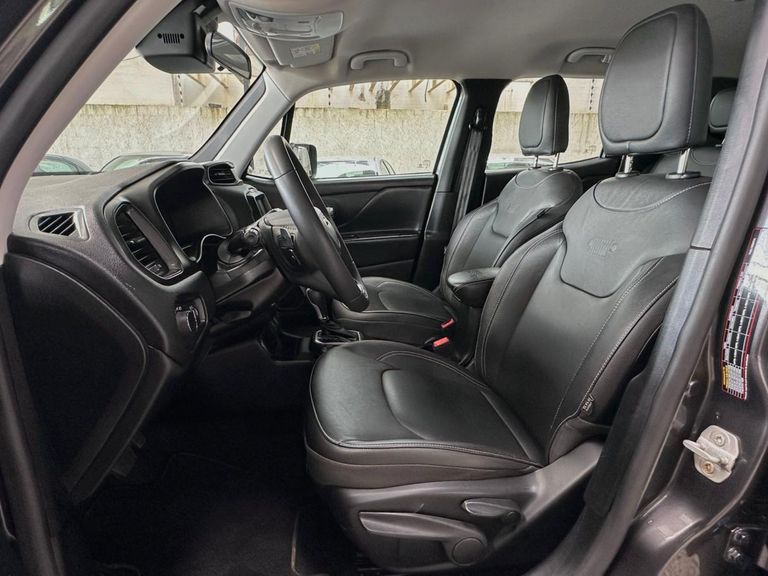 Jeep Renegade Long. T270 1.3 TB 4x2 Flex Aut.