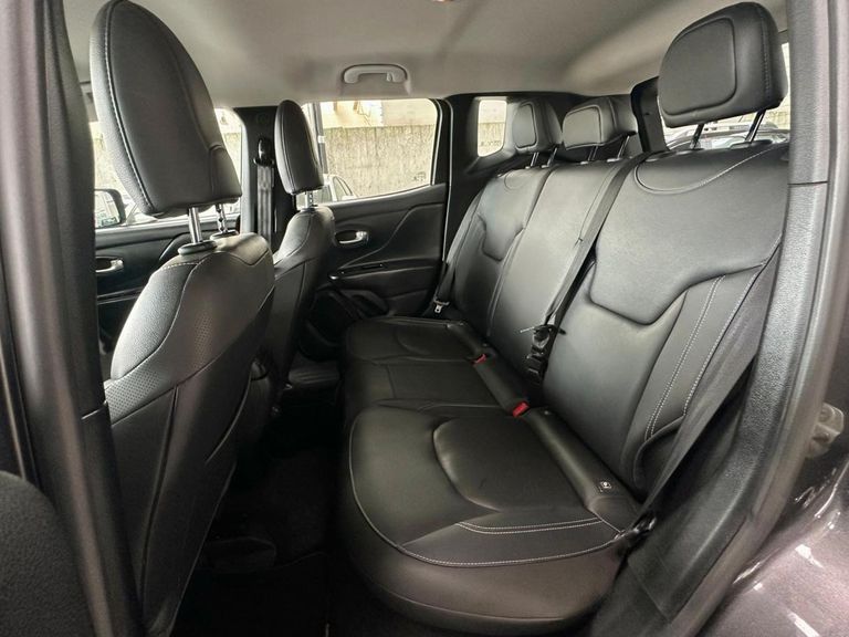 Jeep Renegade Long. T270 1.3 TB 4x2 Flex Aut.