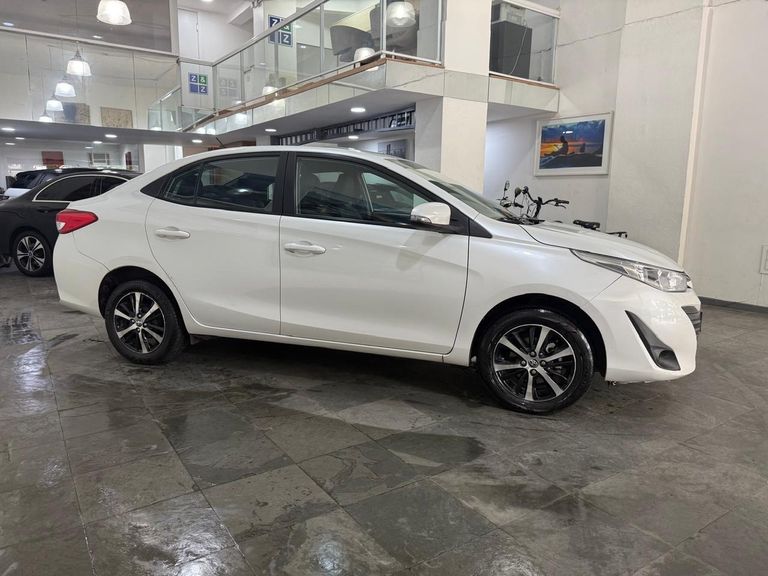 Toyota YARIS XS Connect Sedan 1.5 Flex 16V Aut.