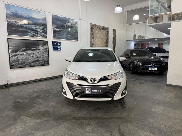 Toyota YARIS XS Connect Sedan 1.5 Flex 16V Aut.