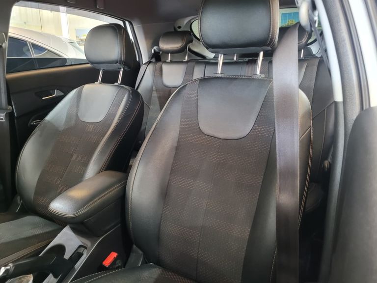 Caoa Chery/Chery Tiggo 2 Look 1.5 16V Flex Aut.5p