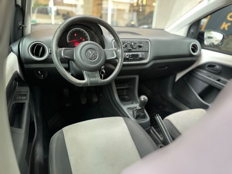VolksWagen up! take 1.0 Total Flex 12V 5p