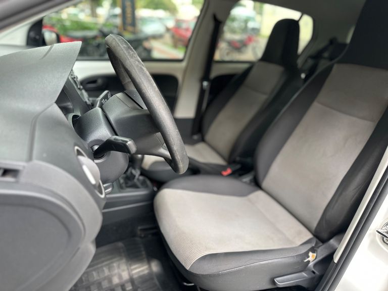 VolksWagen up! take 1.0 Total Flex 12V 5p