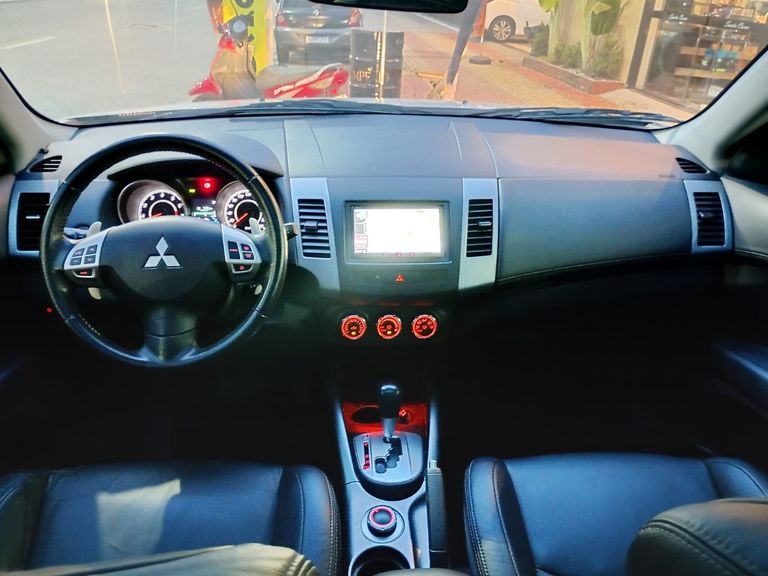 Mitsubishi OUTLANDER 3.0/ GT 3.0 V6 Aut.