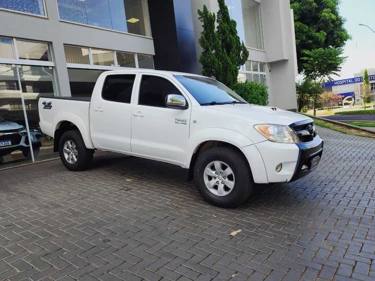 Toyota Hilux CD SRV D4-D 4x4 3.0 TDI Diesel Aut