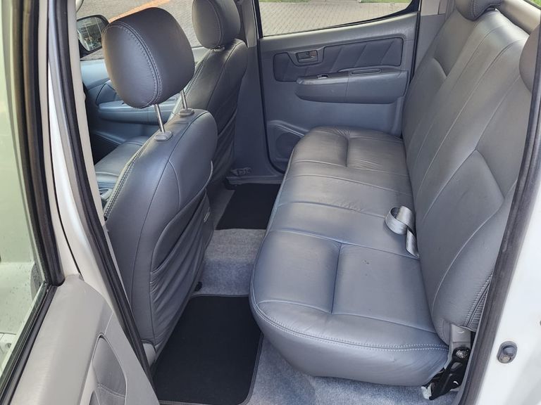 Toyota Hilux CD SRV D4-D 4x4 3.0 TDI Diesel Aut