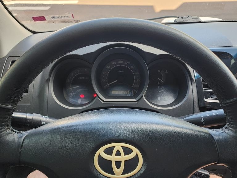 Toyota Hilux CD SRV D4-D 4x4 3.0 TDI Diesel Aut