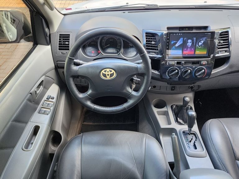 Toyota Hilux CD SRV D4-D 4x4 3.0 TDI Diesel Aut