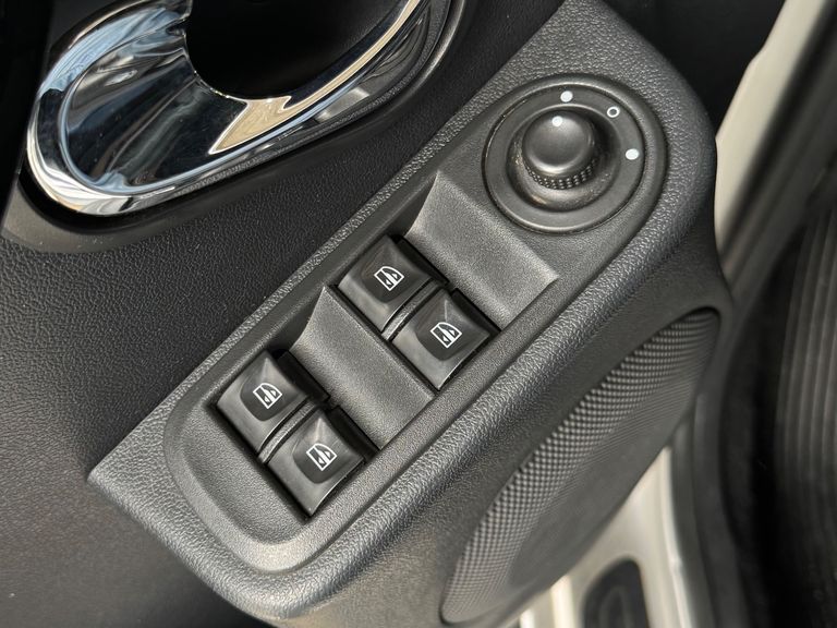 Renault DUSTER Dynamique 1.6 Flex 16V Aut.