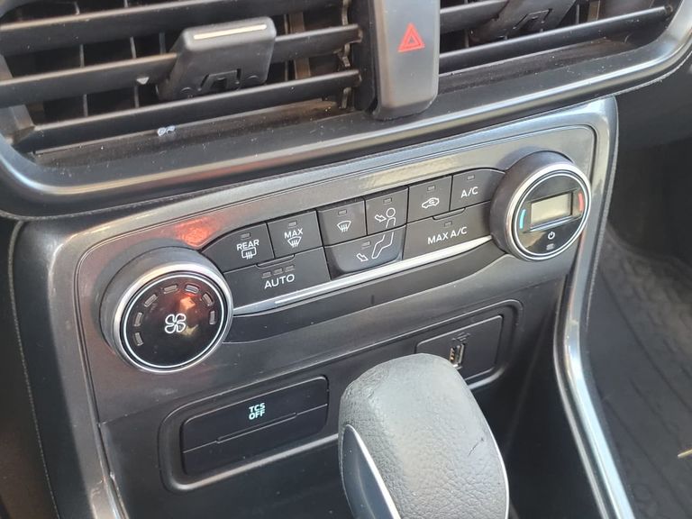 Ford EcoSport FREESTYLE 1.5 12V Flex 5p Aut.