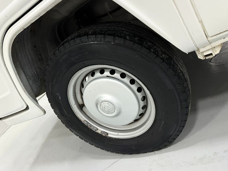 VolksWagen Kombi Escolar/50 anos 1.4 Mi Total Flex