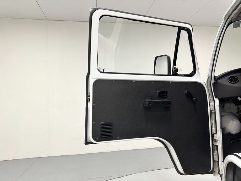 VolksWagen Kombi Escolar/50 anos 1.4 Mi Total Flex