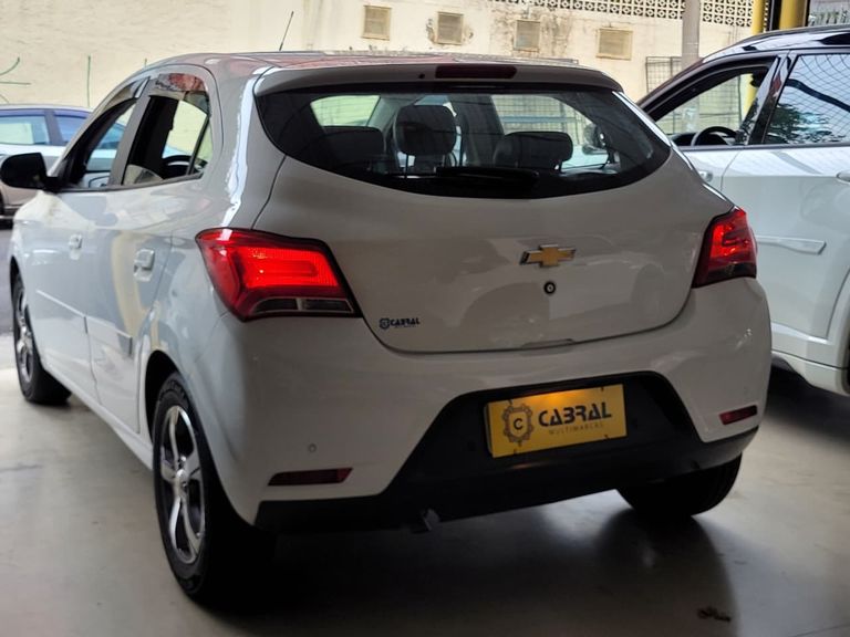 Chevrolet ONIX HATCH LTZ 1.4 8V FlexPower 5p Mec.
