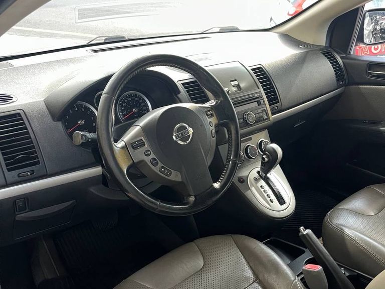 Nissan Sentra 2.0/ 2.0 Flex Fuel 16V Aut.