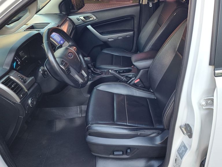 Ford Ranger Limited 3.2 4x4 CD Diesel Aut.