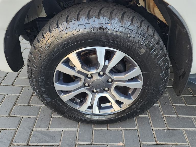 Ford Ranger Limited 3.2 4x4 CD Diesel Aut.