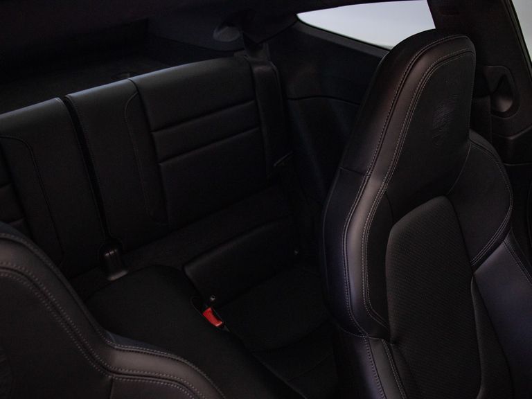 Porsche 911 Carrera Coupe 3.0 (991/992)