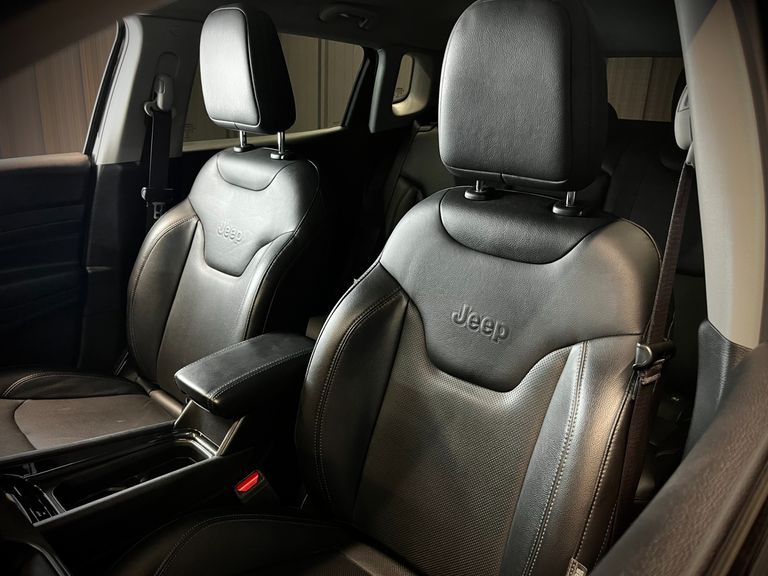 Jeep COMPASS LONG. T270 1.3 TB 4x2 Flex Aut.