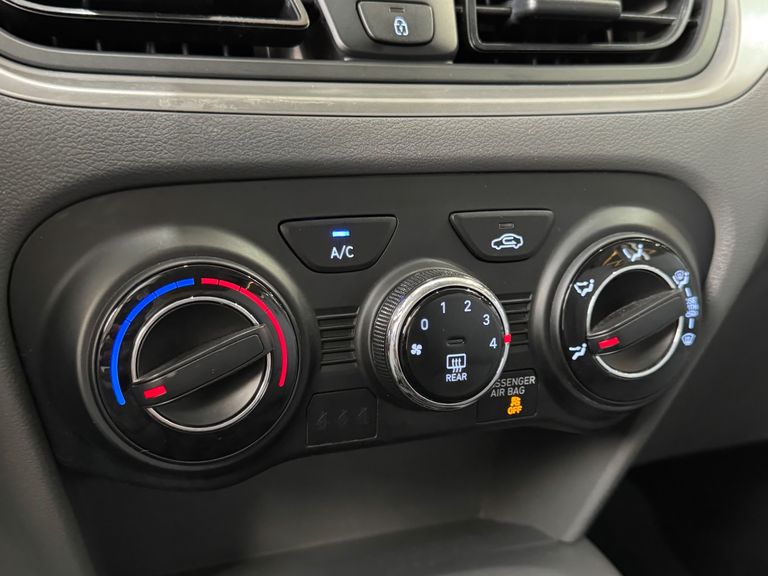 Hyundai HB20S Comfort 1.0  Flex 12V Mec.